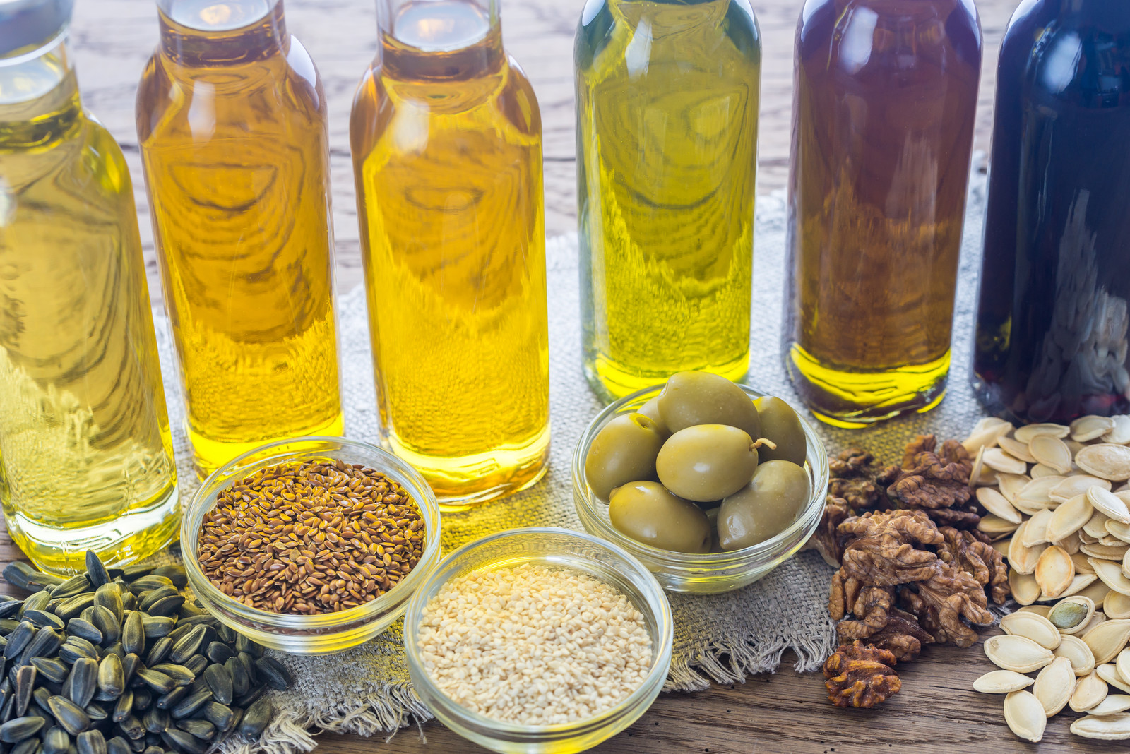 Natural Dill Seed Oil  Manufacturers